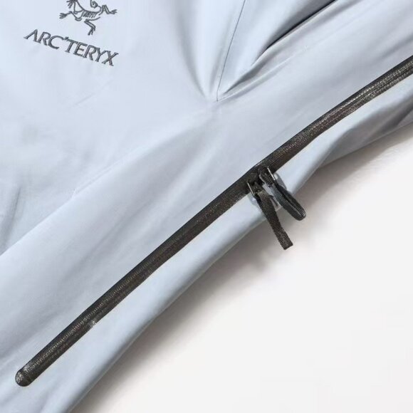 Arc'teryx 3-in-1 Gore-Tex Waterproof Jacket with Down Liner - Picture 8 of 9